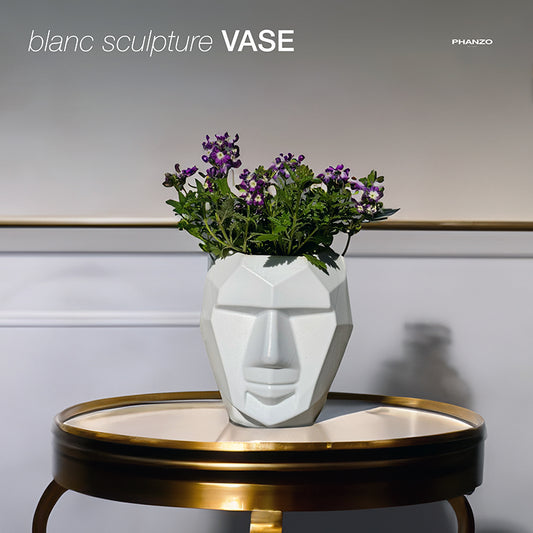 Blanc Sculpture Vase